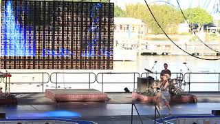 Lindsey Stirling live at Sea World 2019 ....Crystallize