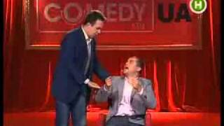 Comedy club ua  Пьяный пассажир в самолете   Sinyaki com