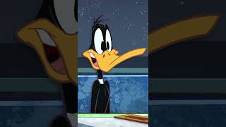 Looney Tunes in italiano???????? | L'appuntamento di Daffy ️ | #shorts | @WBKidsItaliano