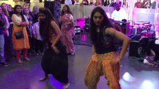 Diwali Dance Party @Nelson Atkins by UMKC Indian Students Association