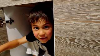 Игры в прятки в доме с привидением - Смешные Видео для Детей for kids
