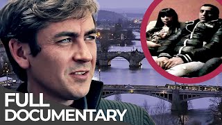 Scam City: Prague - Scammers Disguised as Beautiful Girls & Harmless Hawkers