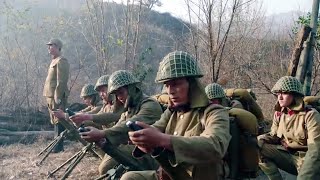 20vs200，日軍喪心病狂向村子炮擊，而只有幾人的共軍居然敢主動向日軍進攻！ 抗日