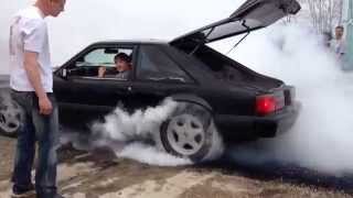 1990 mustang lx 5.0 burnout competition. Best burnout ever!