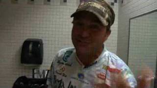 WFN FMZ Byron hassled in restroom
