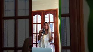 Maria Becerra cantando Instagram