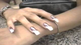monica Mujer con Uñas largas  girls with longnails