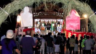 燕・戸隠神社が夏越の大はらえ、茅の輪くぐりと太鼓と神楽の奉納