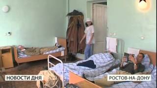 И белый халат, и военная форма