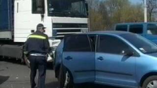 Киев, ДТП Прадо разорвало на куски