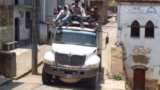 recorriendo las calles de villa hidalgo yalalag oax