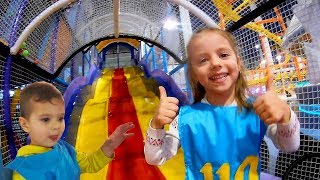 Розыгрыш Набор ТРОЛЛИ Ярик и Егорка с нами в парке развлечений Galaxy Настя сама снимает ВЛОГ