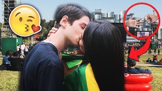 DESAFIO DO BEIJO ?  *no rock in rio*