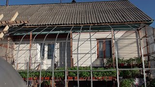 ОБЗОР 10 МАЯ. СЛОМАЛИ ПРИДОМОВУЮ ТЕПЛИЦУ. 
