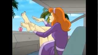 Velma & Dafnee feet