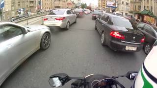 #014 - Мотоциклист Делает Добро. Мусор На Дороге