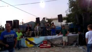 ΓΛΕΝΤΙ ΣΤΟΝ ΑΕΤΟ ΞΗΡΟΜΕΡΟΥ