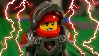 LEGO NEXO KNIGHTS - MACY V'S MONSTERS