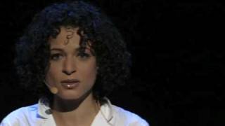 Mon père, ce faussaire: Sarah Kaminsky at TEDxParis