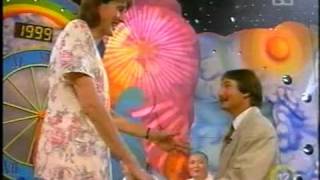 Tall woman+short man - kiss&dance