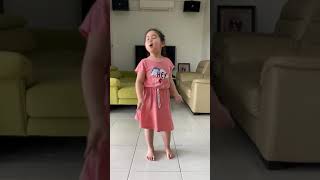Issabelle dance “sleeping mummy” versi english