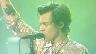 Harry Styles - Band Intros, The Chain & Kiwi (St Paul)