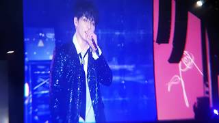 Jungkook singing magic shop acapella at BTS LOVE YOURSELF SG