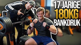 17 JARIGE BANKDRUKT 180KG & DOET ???KG SHOULDER PRESS!