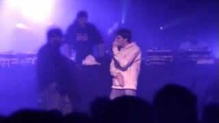 Roxorloops teach Rahzel in echo beatbox learn from the king
