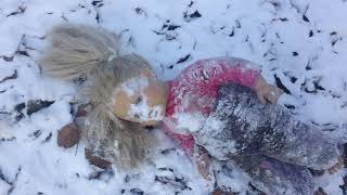 kick Sandra doll Stomping Doll Muddy trample...1