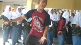 Yel yel MA SMK Darul 'Ulum Muhammadiyah Galur