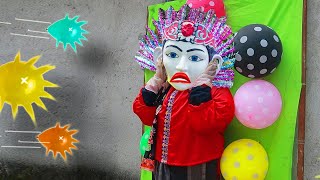 ONDEL ONDEL terperangkap BOM BALON ??? onti masih bisa lolos?!