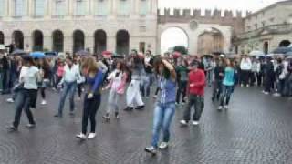 flash mob verona 09.05.2010