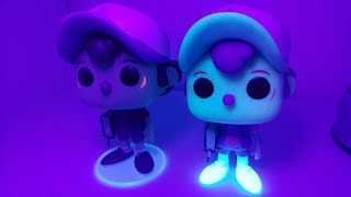 Funko pop Glow Chase - Gravity Falls - Dipper Pines Glow Chase vs Normal