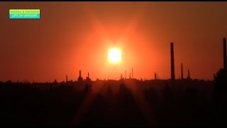 Порт г. Одесса - корабли на причале и  Морской вокзал ЗАКАТ СОЛНЦА