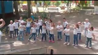 Астана. Детский сад Айналайын. Флешмоб ко дню города. Детки возраст 3-4 года