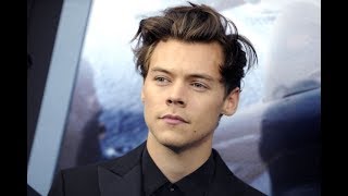 Harry Styles Sings "Girl Crush" By Little Big Town