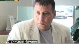 Различен подход за храненето на растенията...