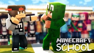 Minecraft School - LITTLE LIZARD GETS INTO A FIGHT WITH THE BULLY!