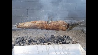 Осётр на вертеле в жировой сетке Sturgeon on a spit in the fatty net