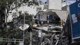 Reporter describes the 'chaos' in Mexico City