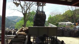効率的な薪作り（作業台）