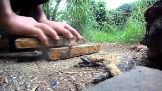 ภูมิปัญญาชาวบ้าน 2_2 (วิธีจุดไฟแบบโบราน)