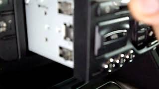 Citroen C5 mk3 removing the radio