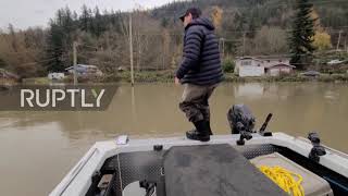 Canada: Fishermen help stranded locals during devastating British Columbia floods