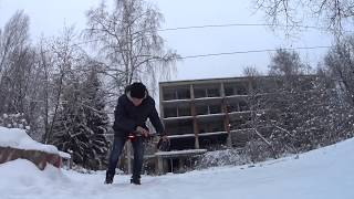 Первый запуск квадрокоптера печальный ударил о бетонный блок