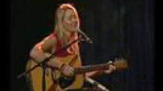 Anneka Thwaites