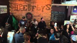 Randy Rogers & Wade Bowen: "Lady Bug"