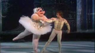 Rudolph Nureyev at Muppet Show