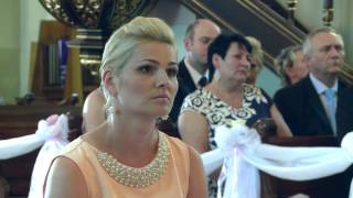 łzy wzruszenia pani młodej w kościele